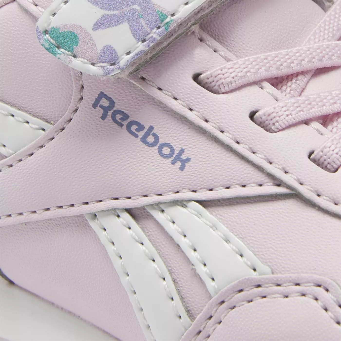 Reebok pastelowe on sale