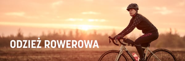 kobieta na rowerze w odzieży rowerowej marki Radvik